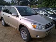 Toyota RAV4 • 2010 • 23,565 km 1