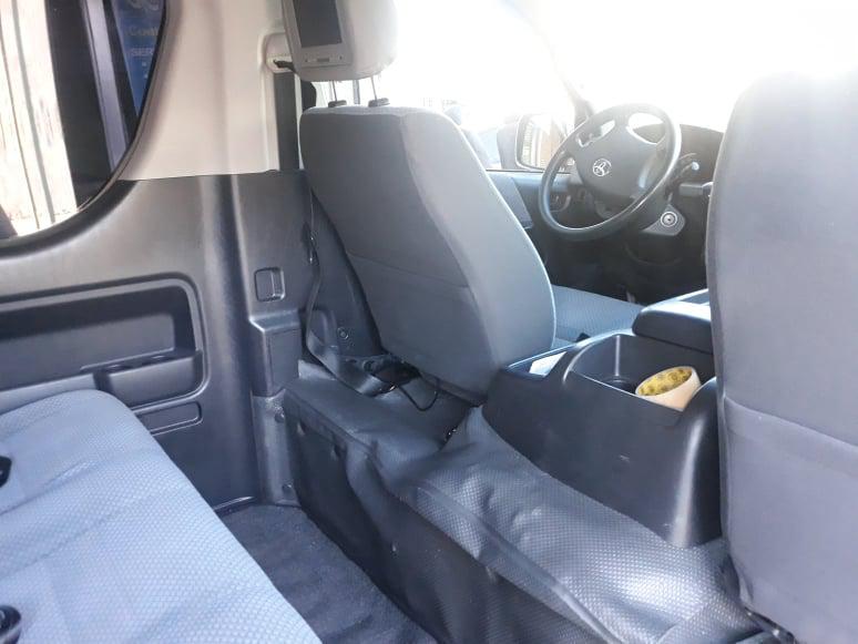 Toyota Hiace Van • 2012 • 39,000 km 11