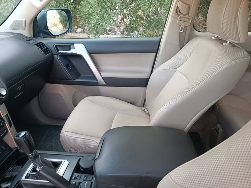 Toyota Land Cruiser • 2013 • 155,000 km 10