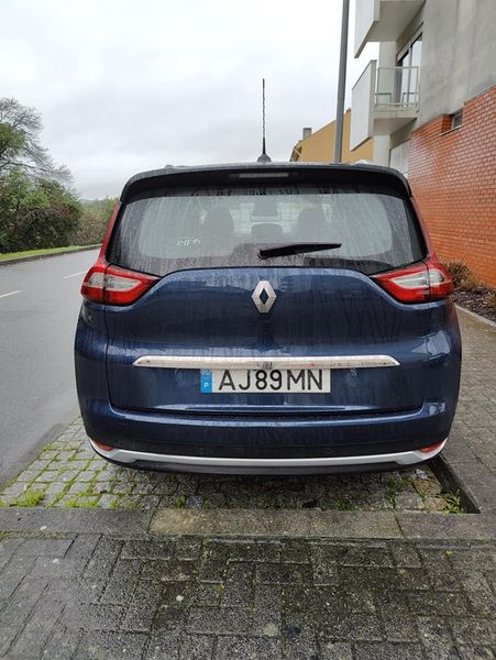 Renault Grand Scenic • 2018 • 148,000 km 2
