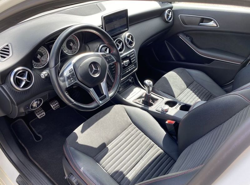 Mercedes-Benz A • 2016 • 54,000 km 4