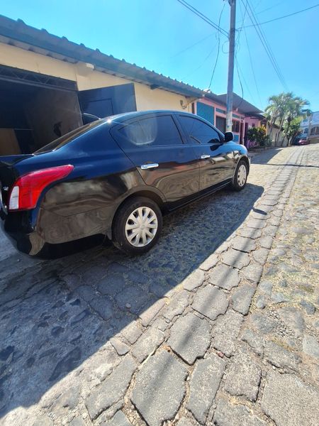 Nissan Versa • 2014 • 203,857 km 6