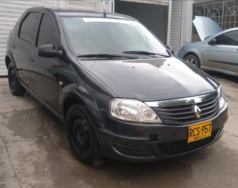 Renault Logan • 2011 • 85,300 km 2