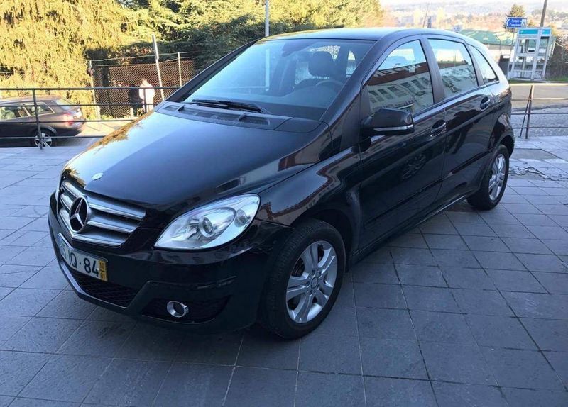 Mercedes-Benz Trieda B • 2010 • 193,000 km 1