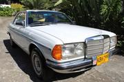 Mercedes-Benz 200 - 300 • 1982 • 150,000 km 10