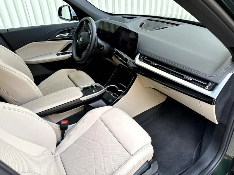 BMW X1 • 2023 • 17,500 km 4