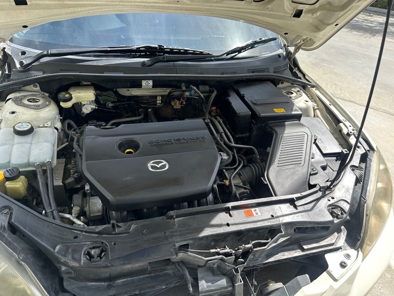 Mazda 3 • 2010 • 211,860 km 8