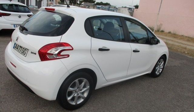Peugeot 2008 • 2014 • 137,000 km 2