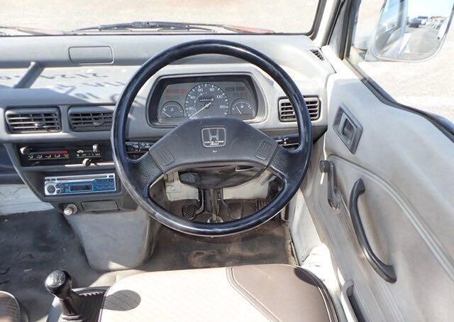 Honda Legend • 1994 • 48,191 km 1