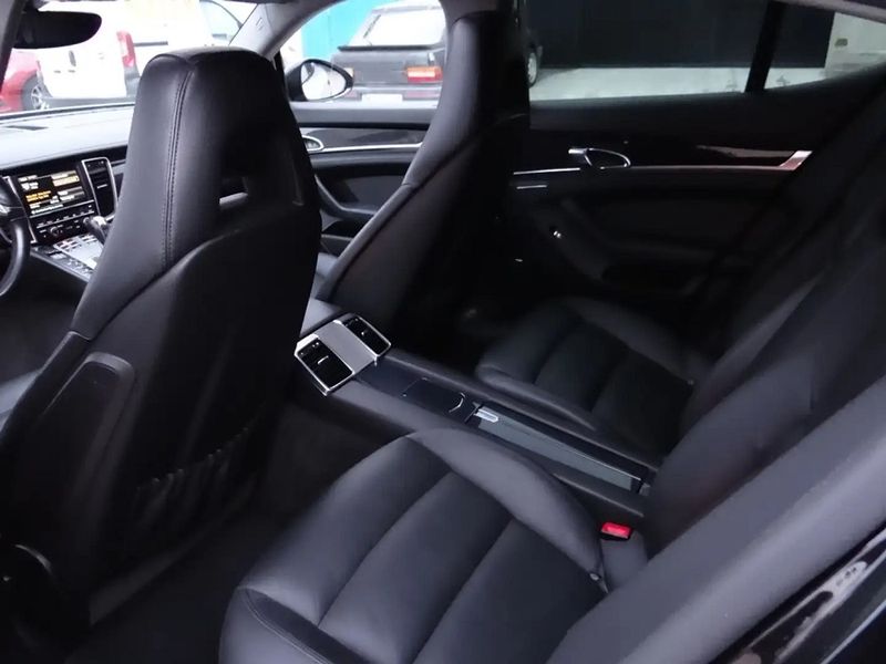 Porsche Panamera • 2013 • 204,500 km 8