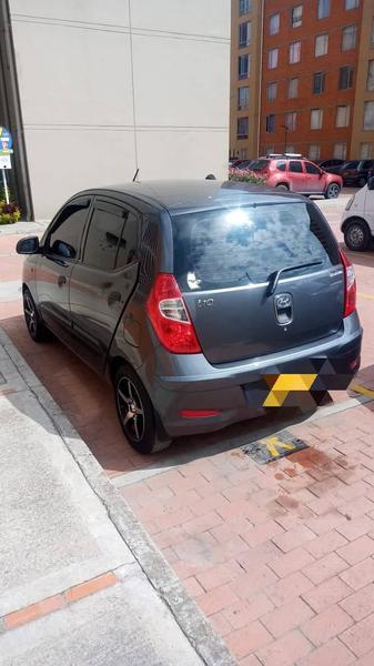Hyundai i10 • 2014 • 75,113 km 4