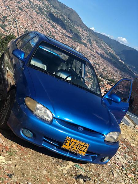 Hyundai Accent • 1978 • 270,000 km 3