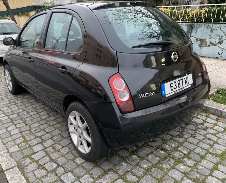 Nissan Micra • 2004 • 250,000 km 2