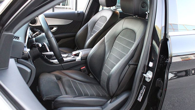 Mercedes-Benz C-Class • 2021 • 52,432 km 7