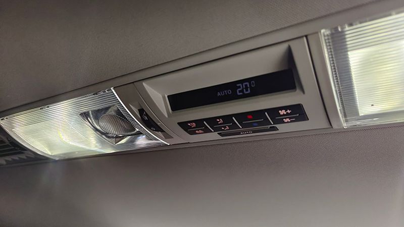 Volkswagen Multivan • 2018 • 59,521 km 20