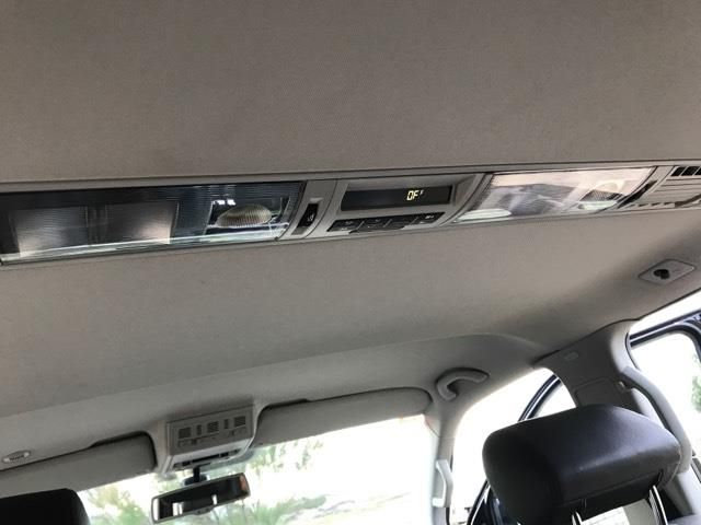 Volkswagen Multivan • 2010 • 170,000 km 10