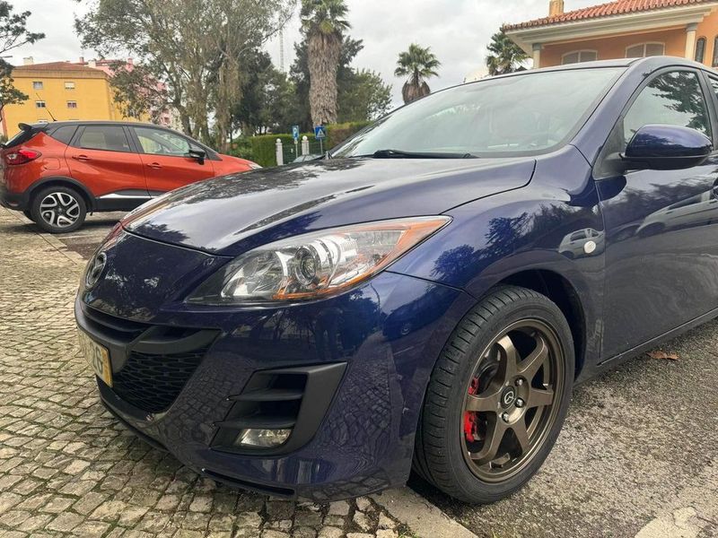 Mazda 3 • 2009 • 320,000 km 4
