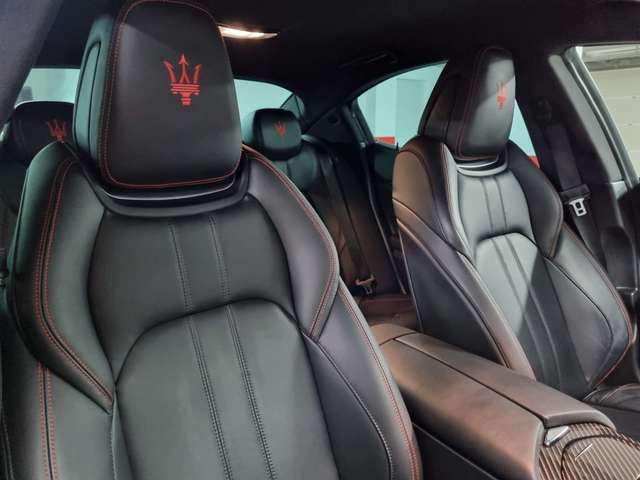 Maserati Ghibli • 2019 • 67,000 km 7