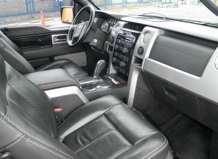 Ford F-150 • 2009 • 160,000 km 5