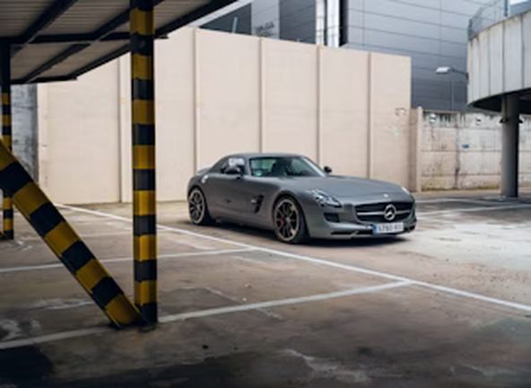 Mercedes-Benz SLS AMG GT • 2013 • 70,000 km 23
