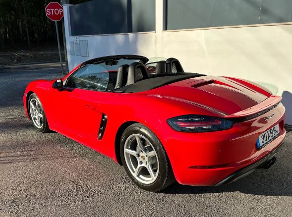 Porsche 718 Boxster • 2017 • 52,700 km 2