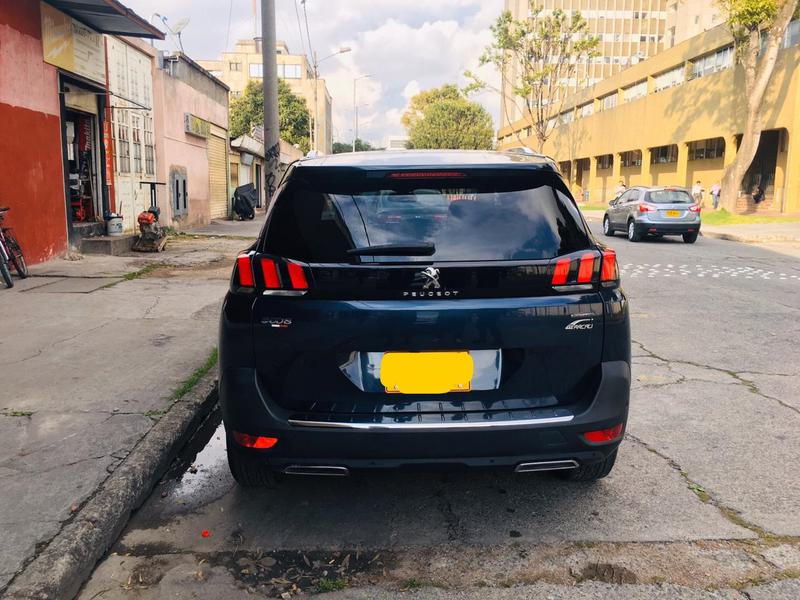 Peugeot 5008 • 2019 • 35,000 km 2