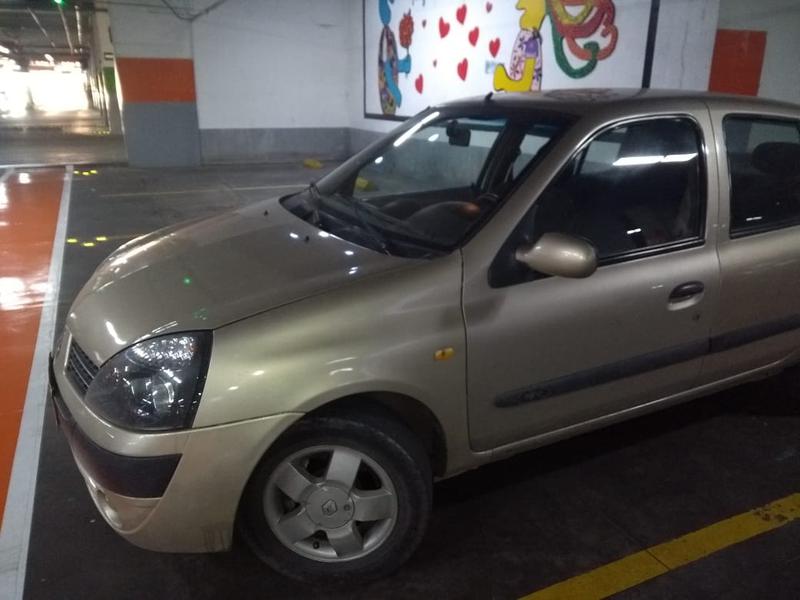 Renault Express • 2004 • 135,000 km 2