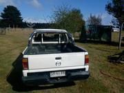 Mazda B2500 • 1998 • 193,000 km 2