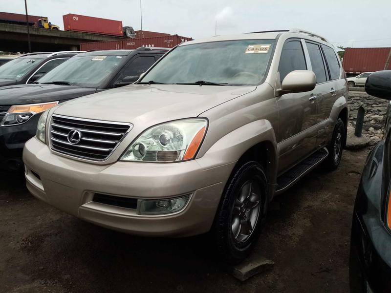 Lexus GX • 2007 • 71,394 km 2