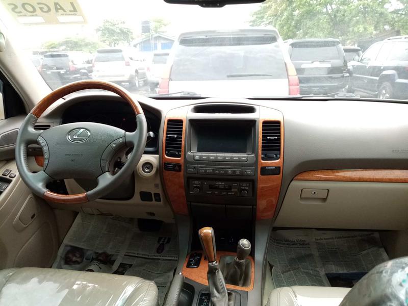 Lexus GX • 2007 • 71,394 km 3