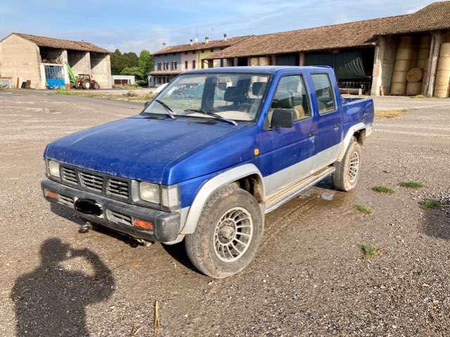 Nissan Pickup • 1997 • 370,000 km 2