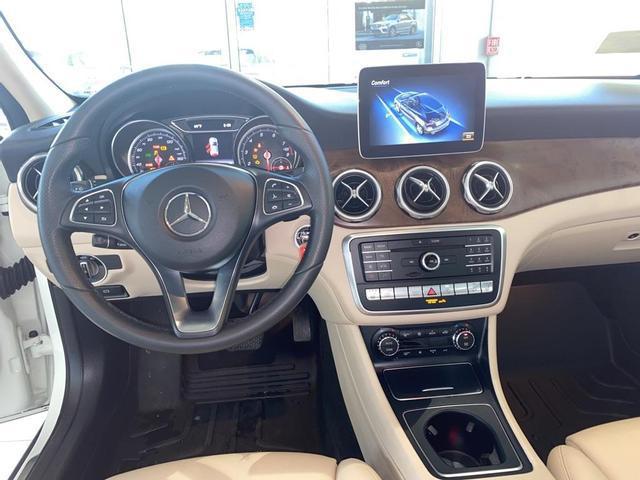 Mercedes-Benz GLA • 2017 • 40,486 km 6