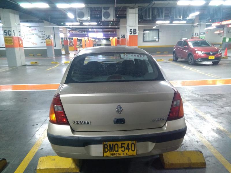 Renault Express • 2004 • 135,000 km 7