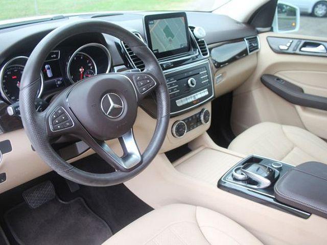 Mercedes-Benz 100 D • 2018 • 15 km 15