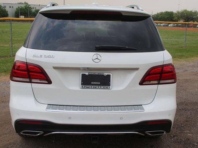 Mercedes-Benz 100 D • 2018 • 15 km 31