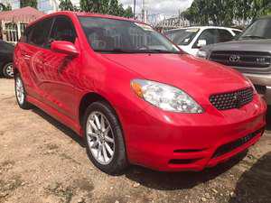 Toyota Matrix • 2005 • 25,000 km 2