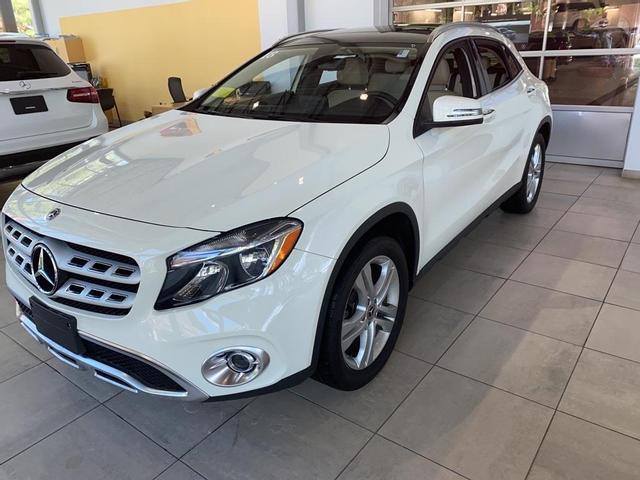 Mercedes-Benz GLA • 2017 • 40,486 km 11