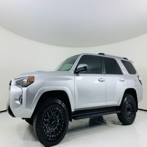 Toyota 4 Runner Limited • 2019 • 4,000 km 1