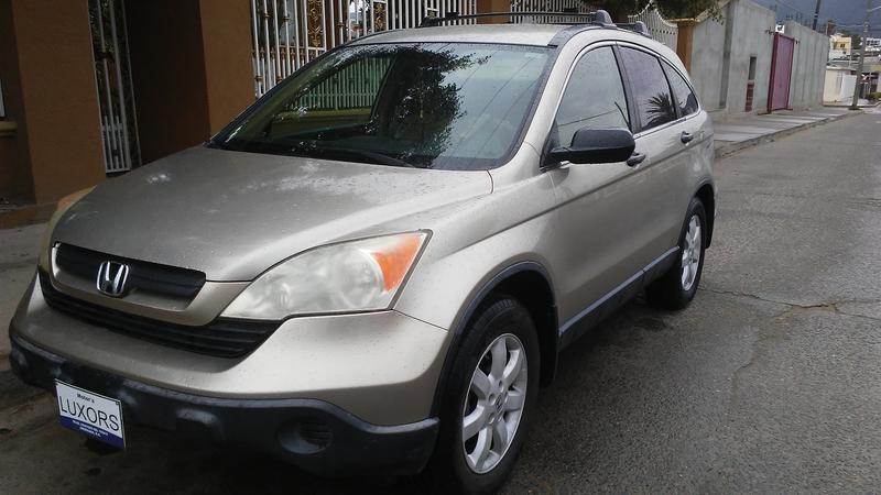Honda CR-V • 2008 • 160,000 km 1
