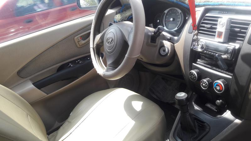 Hyundai Tucson • 2007 • 200,000 km 7