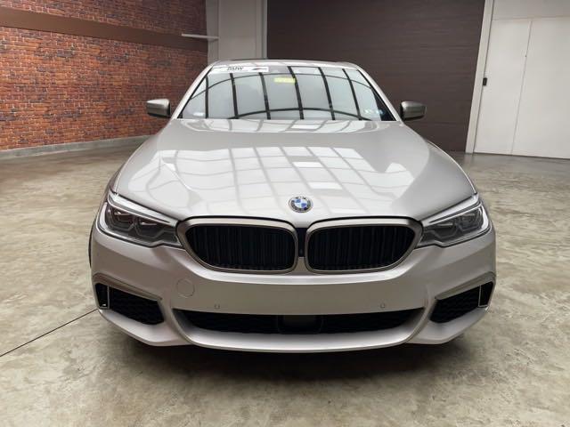 BMW M5 • 2020 • 23,350 km 2