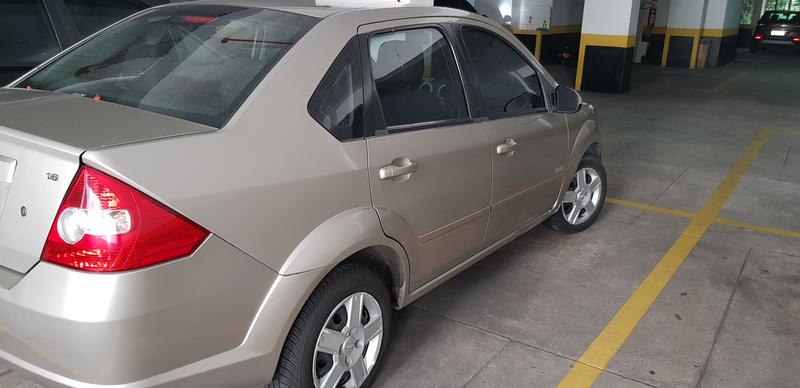 Ford Fiesta • 2010 • 98,000 km 1