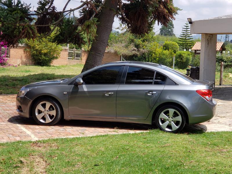 Chevrolet Cruze • 2011 • 74,600 km 5