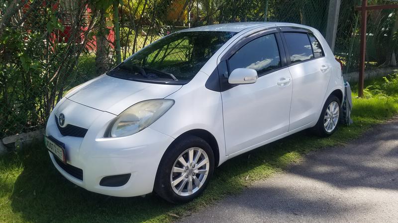 Toyota Yaris • 2011 • 79,000 km 7