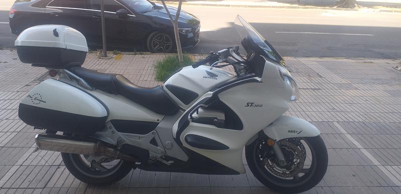 Honda  • 2009 • 26,300 km 1