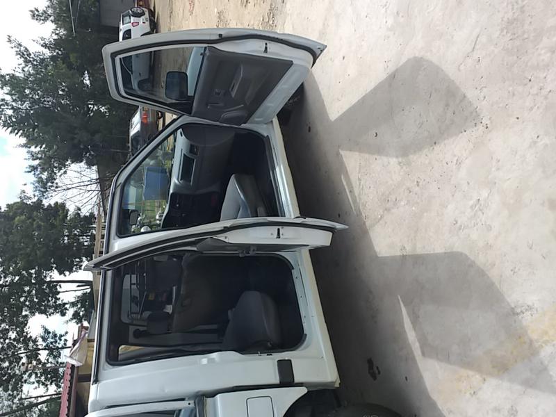 Chevrolet Luv • 2004 • 102,000 km 5