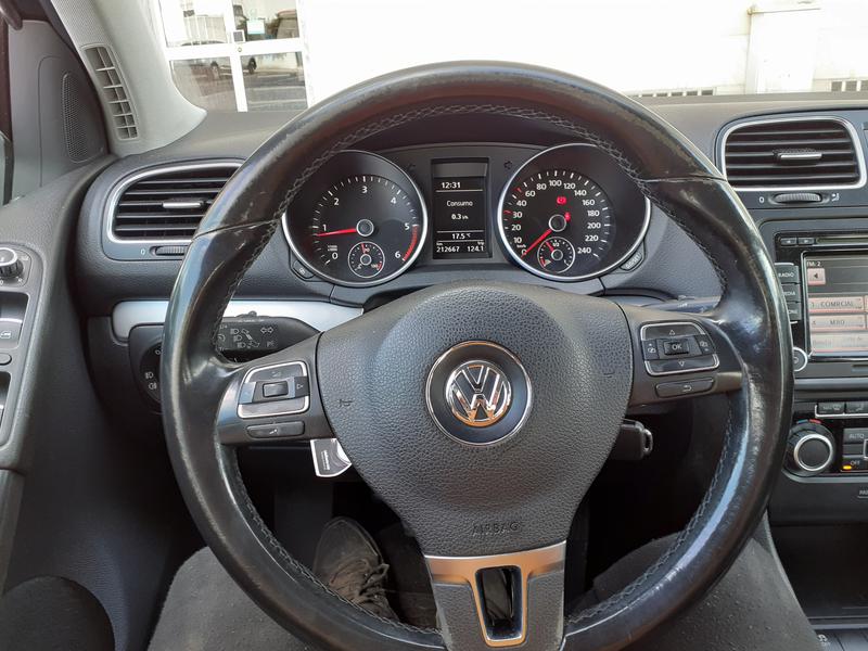 Volkswagen Golf • 2010 • 212,000 km 6
