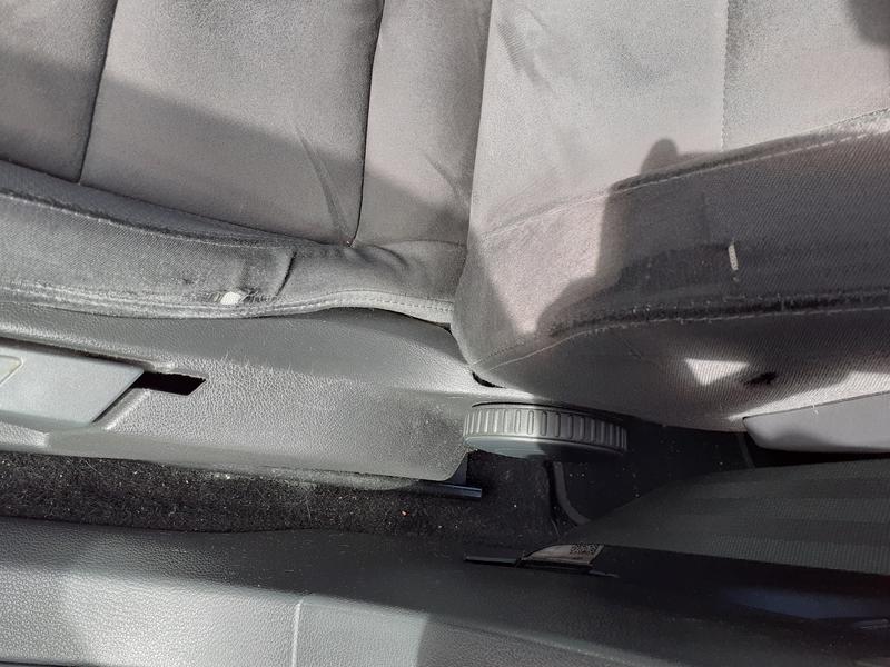 Volkswagen Golf • 2010 • 212,000 km 3