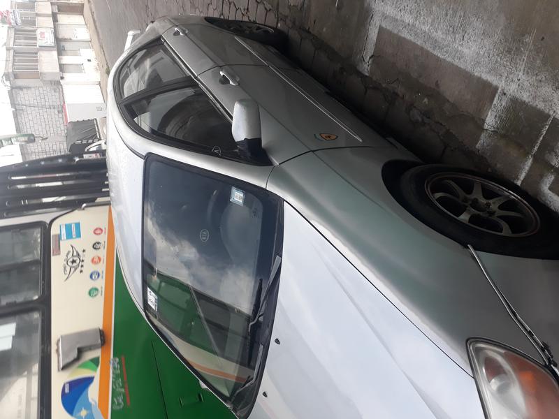 Kia  • 2008 • 2,000,400 km 6