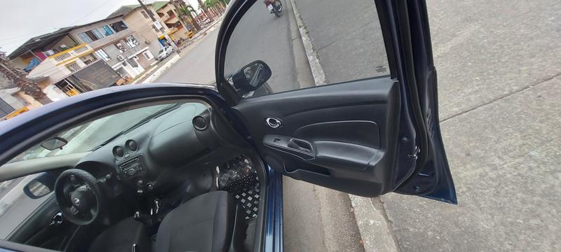 Nissan Versa • 2014 • 161,000 km 9